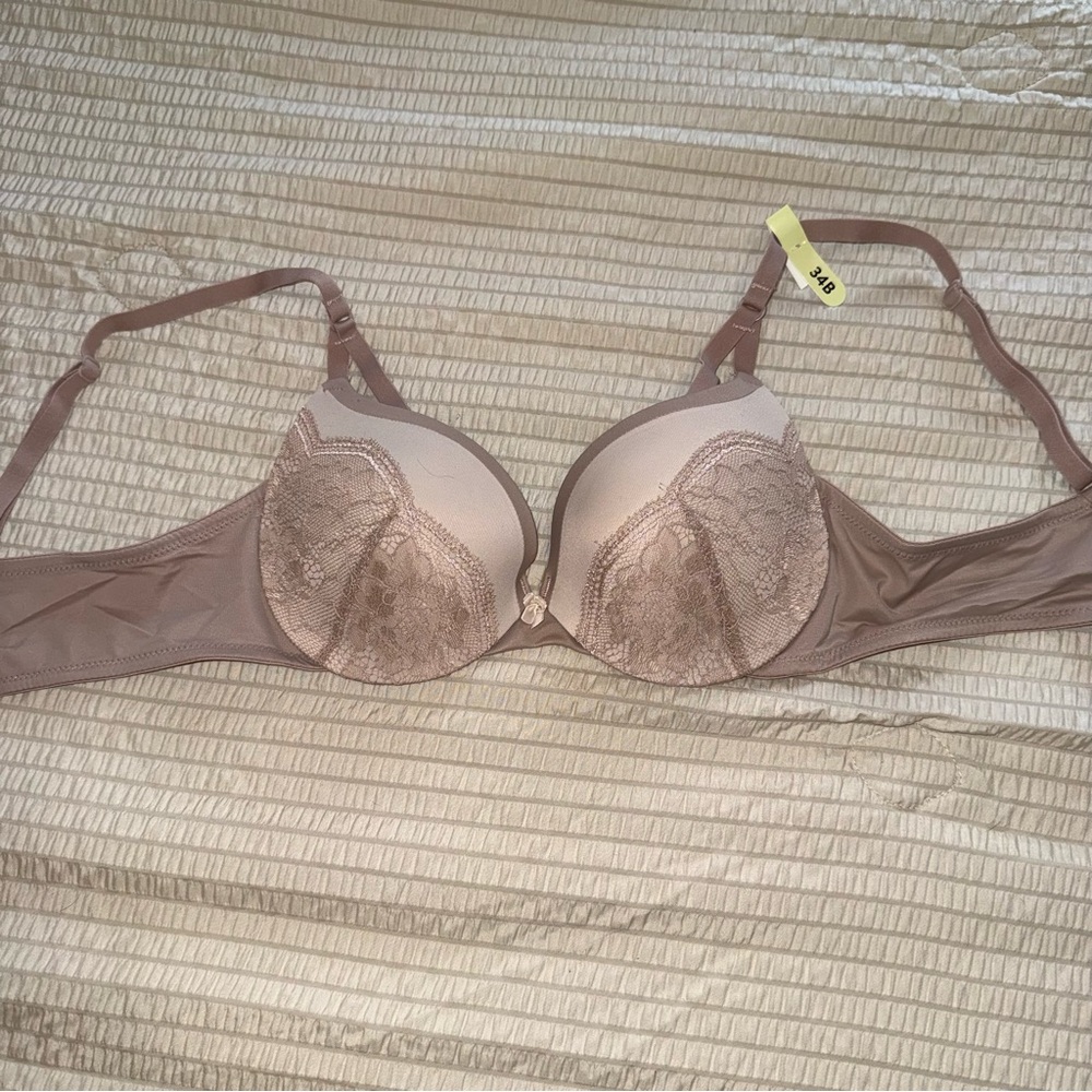 NWOT Maidenform Push Up Bra 34b